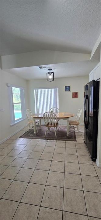 For Rent: $2,300 (3 beds, 3 baths, 1512 Square Feet)