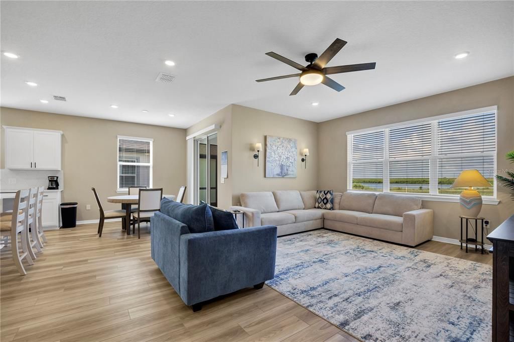 For Sale: $430,000 (4 beds, 2 baths, 1850 Square Feet)