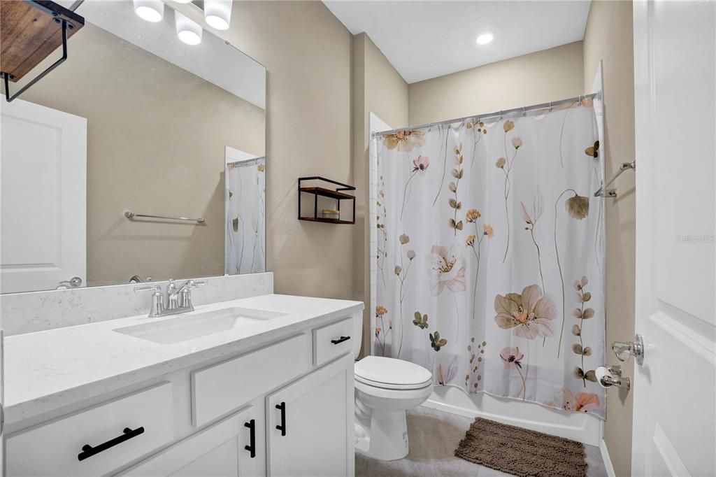 For Sale: $430,000 (4 beds, 2 baths, 1850 Square Feet)