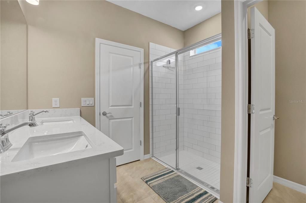 For Sale: $430,000 (4 beds, 2 baths, 1850 Square Feet)