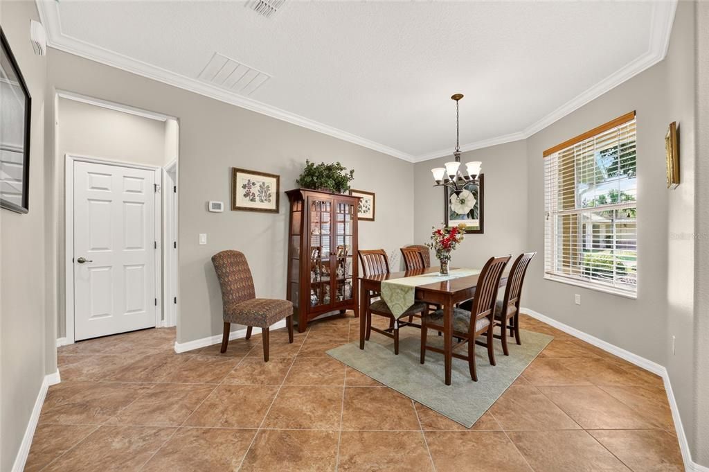 For Sale: $399,900 (3 beds, 2 baths, 2330 Square Feet)
