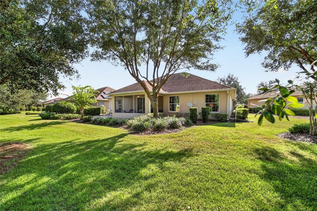 For Sale: $399,900 (3 beds, 2 baths, 2330 Square Feet)