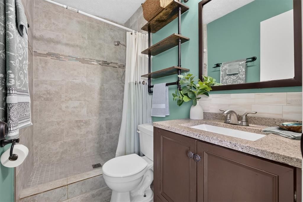 For Sale: $379,900 (3 beds, 2 baths, 1346 Square Feet)