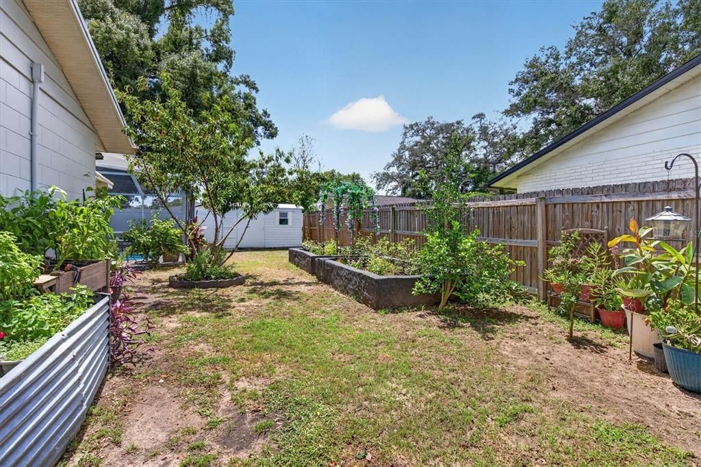 For Sale: $379,900 (3 beds, 2 baths, 1346 Square Feet)