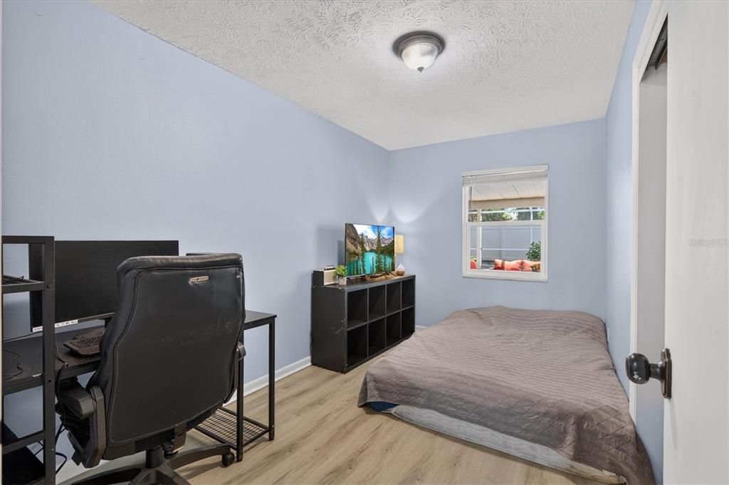 For Sale: $379,900 (3 beds, 2 baths, 1346 Square Feet)
