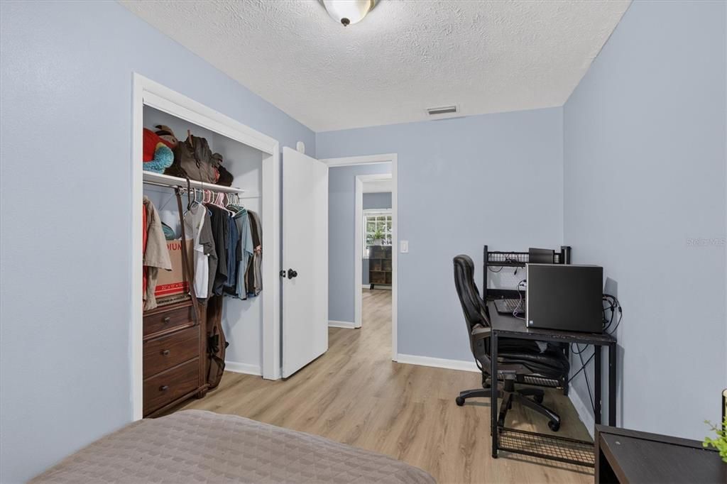 For Sale: $379,900 (3 beds, 2 baths, 1346 Square Feet)