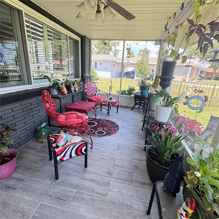 For Sale: $349,900 (3 beds, 2 baths, 1392 Square Feet)