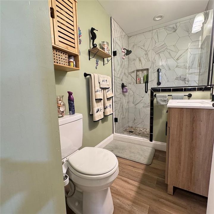 For Sale: $349,900 (3 beds, 2 baths, 1392 Square Feet)
