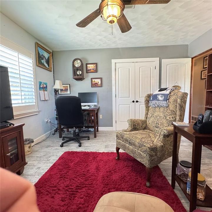 For Sale: $349,900 (3 beds, 2 baths, 1392 Square Feet)