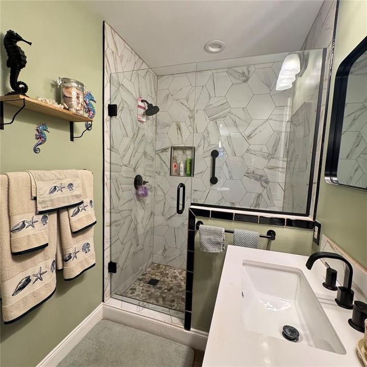 For Sale: $349,900 (3 beds, 2 baths, 1392 Square Feet)