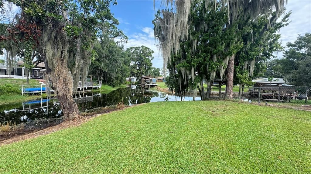 For Sale: $349,900 (3 beds, 2 baths, 1392 Square Feet)