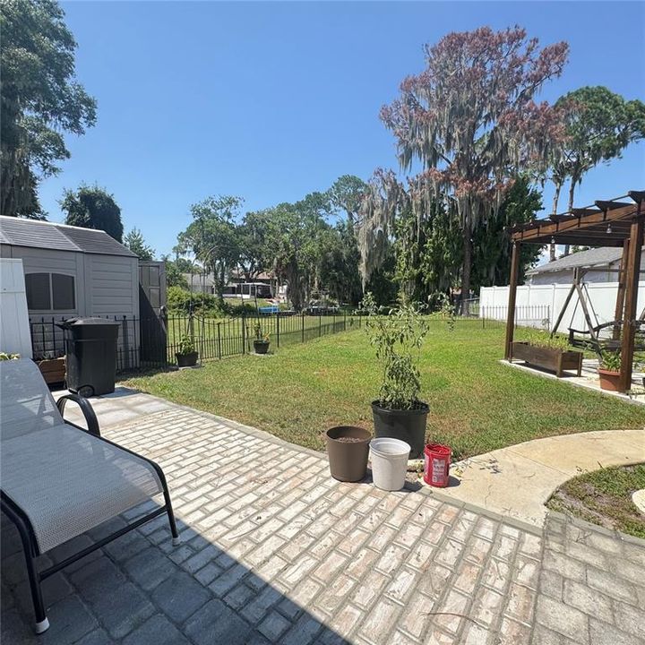 For Sale: $349,900 (3 beds, 2 baths, 1392 Square Feet)