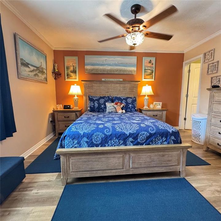 For Sale: $349,900 (3 beds, 2 baths, 1392 Square Feet)