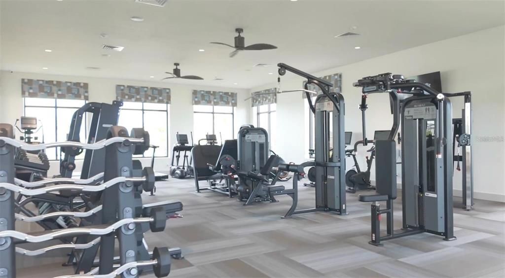 For Rent: $2,100 (4 beds, 2 baths, 1600 Square Feet)