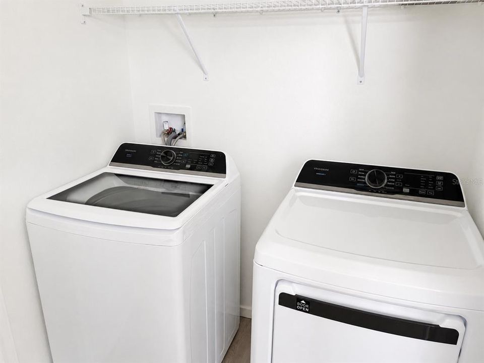 For Rent: $2,100 (4 beds, 2 baths, 1600 Square Feet)