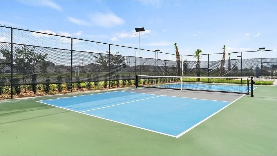 For Rent: $2,100 (4 beds, 2 baths, 1600 Square Feet)