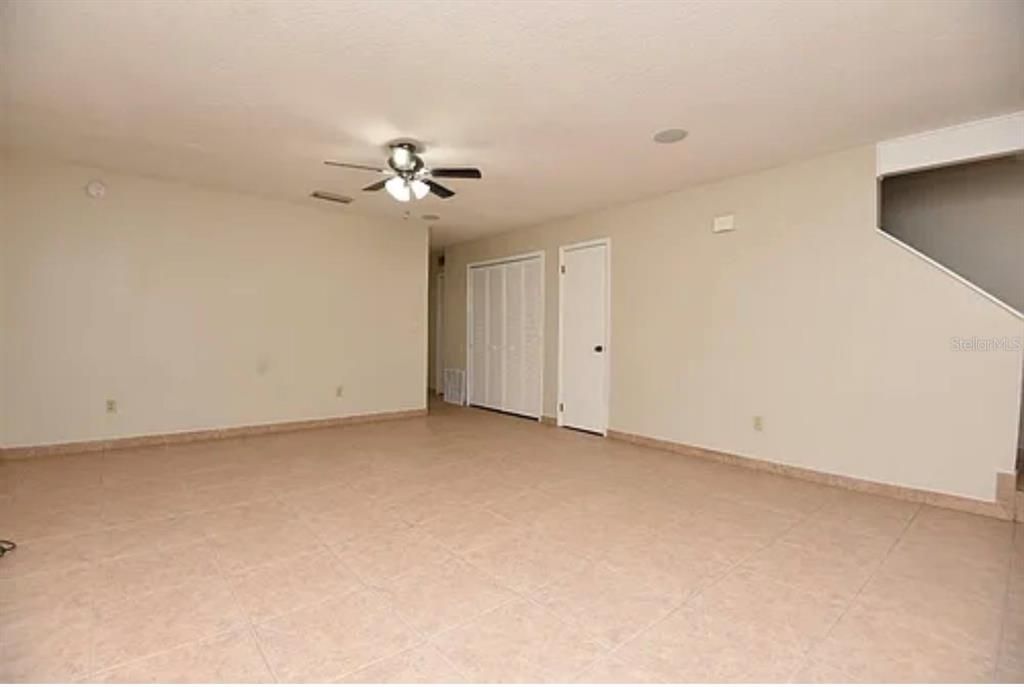 В аренду: $1,695 (2 спален, 2 ванн, 1200 Квадратных фут)