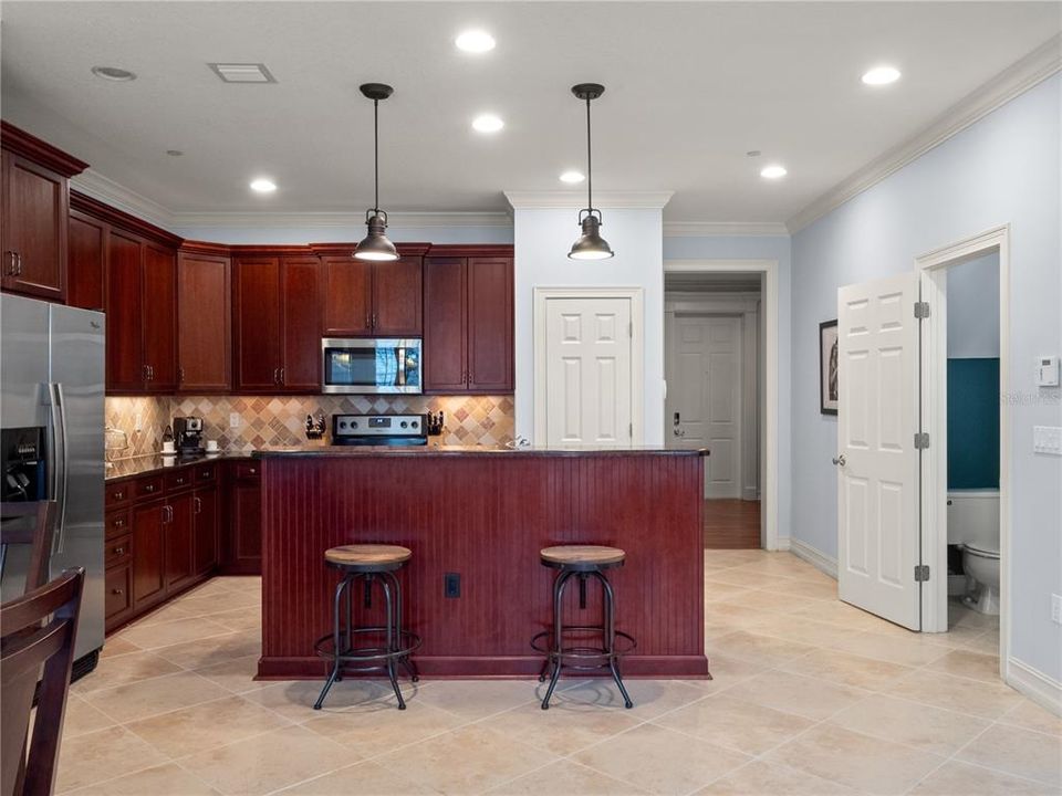 For Sale: $649,900 (3 beds, 2 baths, 1818 Square Feet)