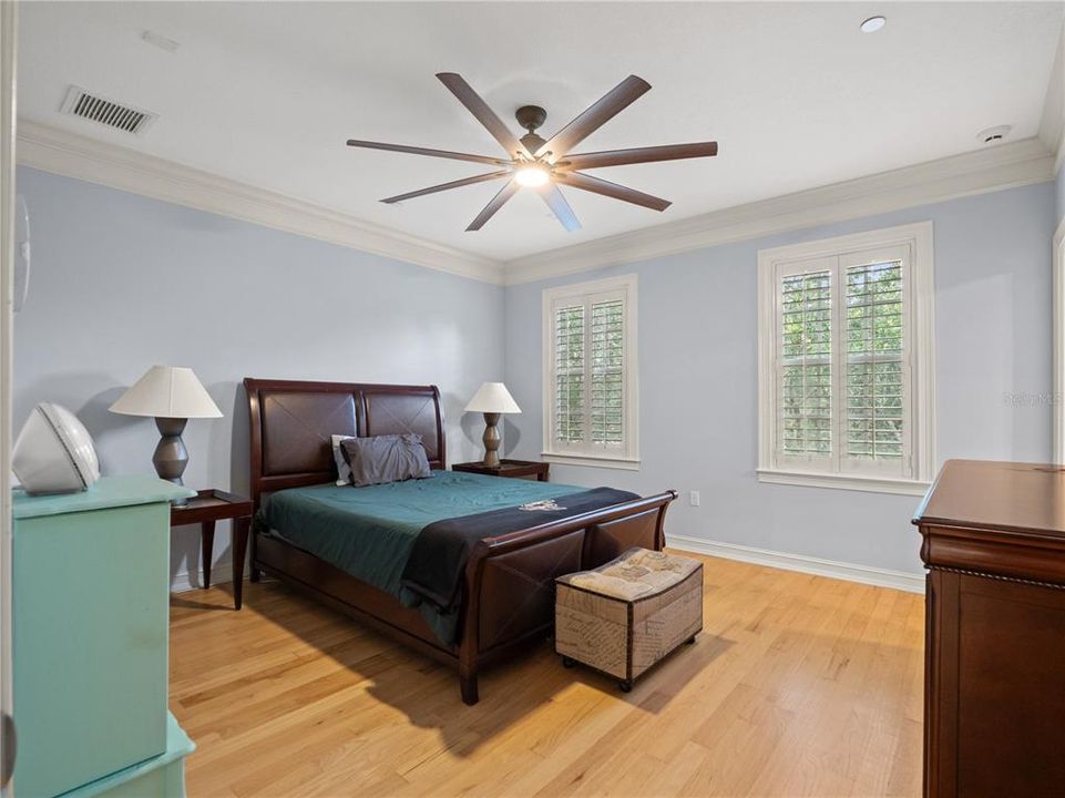 For Sale: $649,900 (3 beds, 2 baths, 1818 Square Feet)