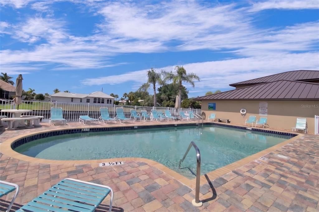 For Rent: $6,500 (3 beds, 2 baths, 1534 Square Feet)