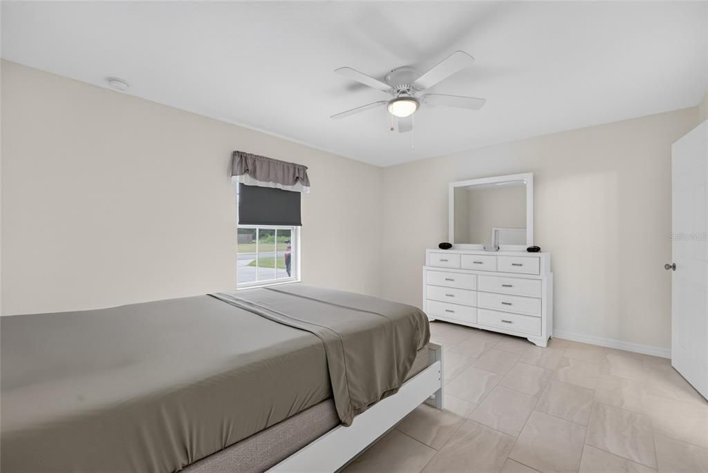 For Sale: $245,000 (3 beds, 2 baths, 1237 Square Feet)