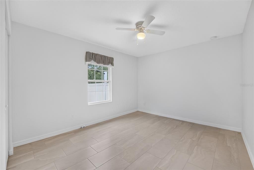 For Sale: $245,000 (3 beds, 2 baths, 1237 Square Feet)