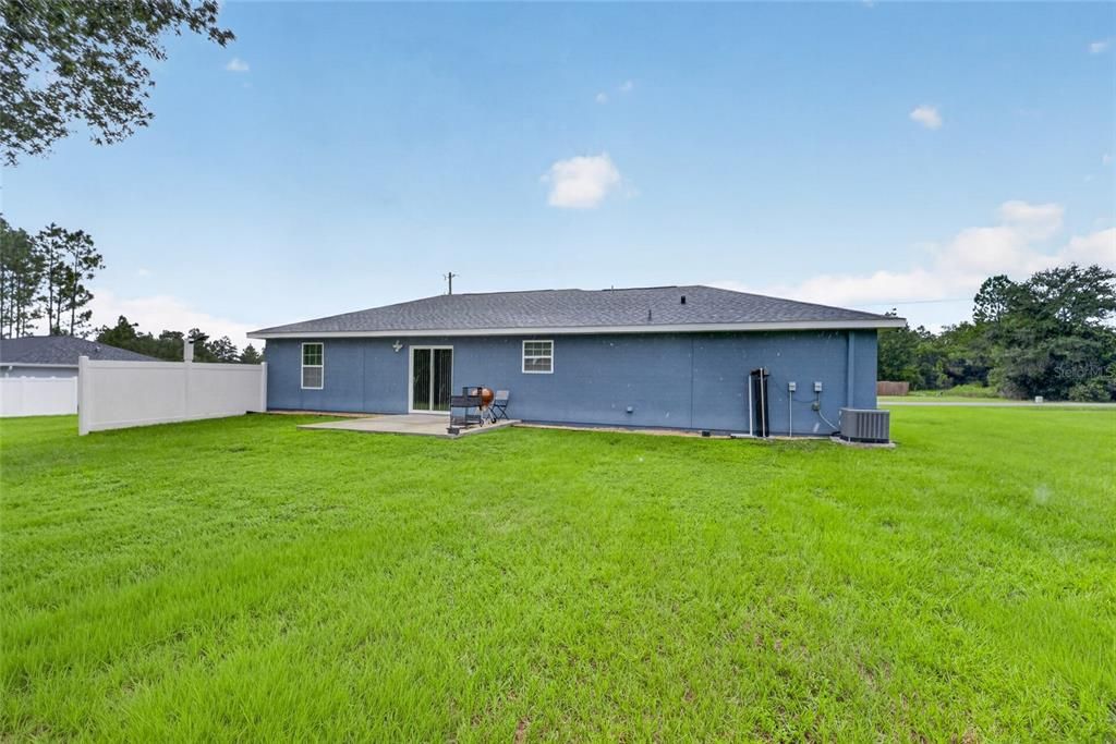 For Sale: $245,000 (3 beds, 2 baths, 1237 Square Feet)