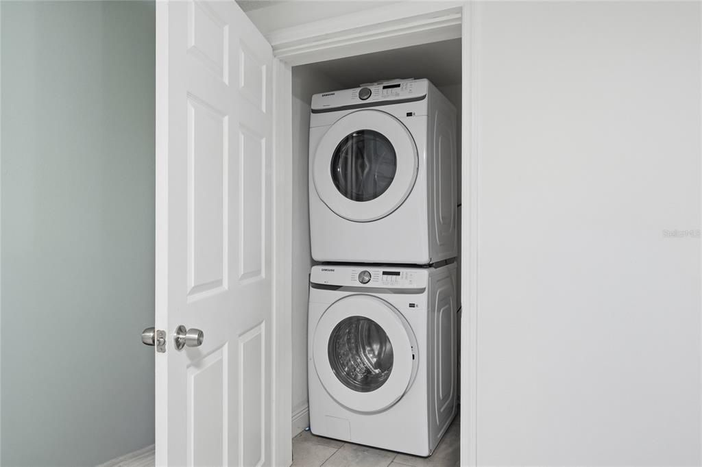 Active With Contract: $439,900 (3 beds, 2 baths, 2063 Square Feet)