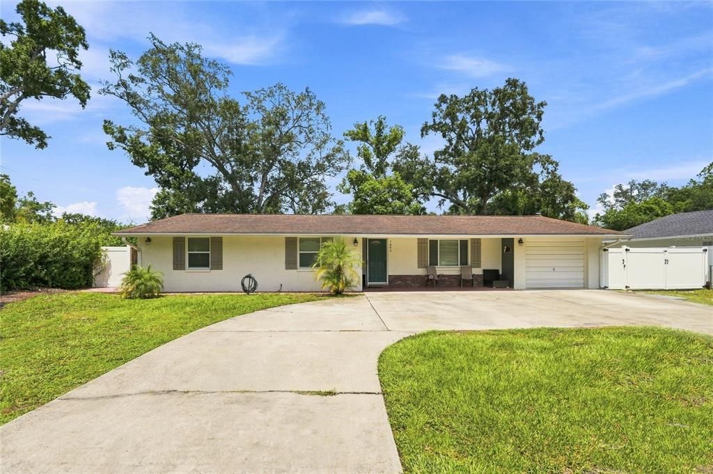 Active With Contract: $439,900 (3 beds, 2 baths, 2063 Square Feet)