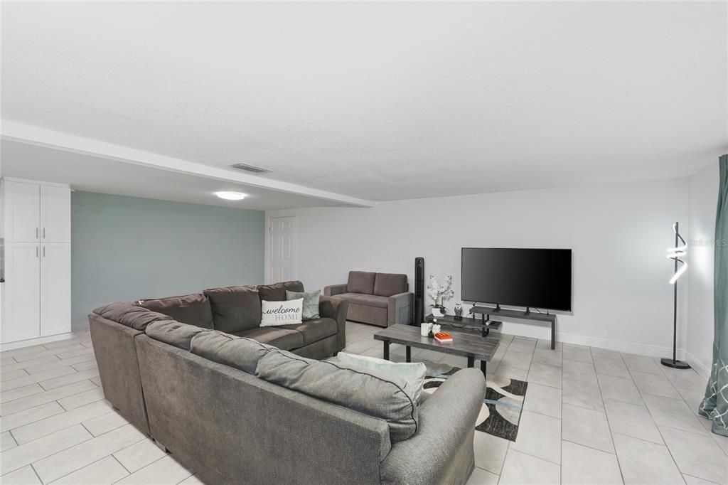 Active With Contract: $439,900 (3 beds, 2 baths, 2063 Square Feet)