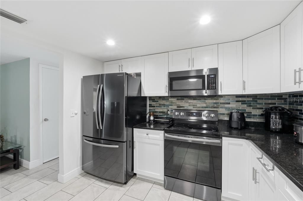 Active With Contract: $439,900 (3 beds, 2 baths, 2063 Square Feet)