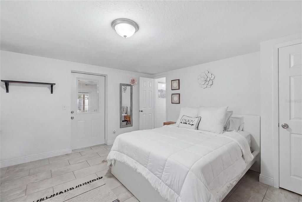 Active With Contract: $439,900 (3 beds, 2 baths, 2063 Square Feet)
