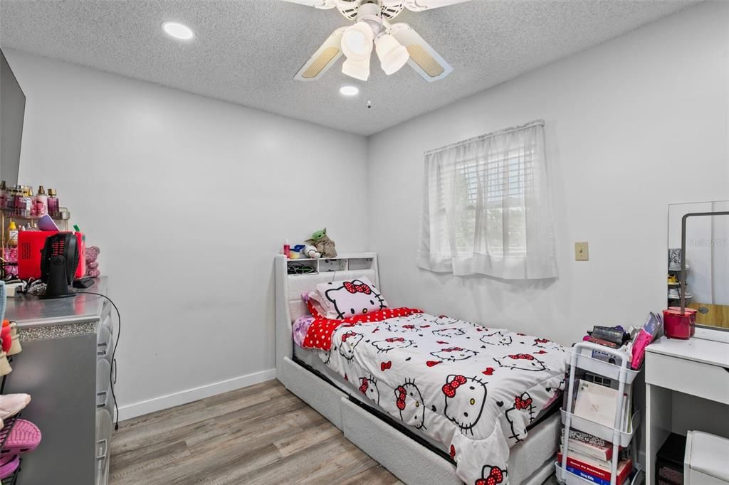 For Sale: $399,000 (2 beds, 2 baths, 1626 Square Feet)