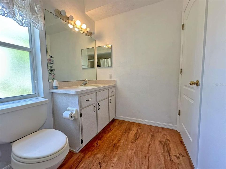For Sale: $295,000 (3 beds, 2 baths, 1538 Square Feet)