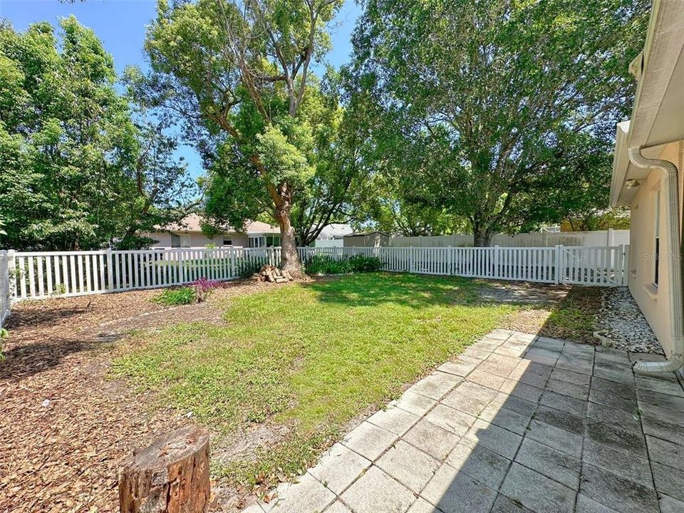 For Sale: $295,000 (3 beds, 2 baths, 1538 Square Feet)