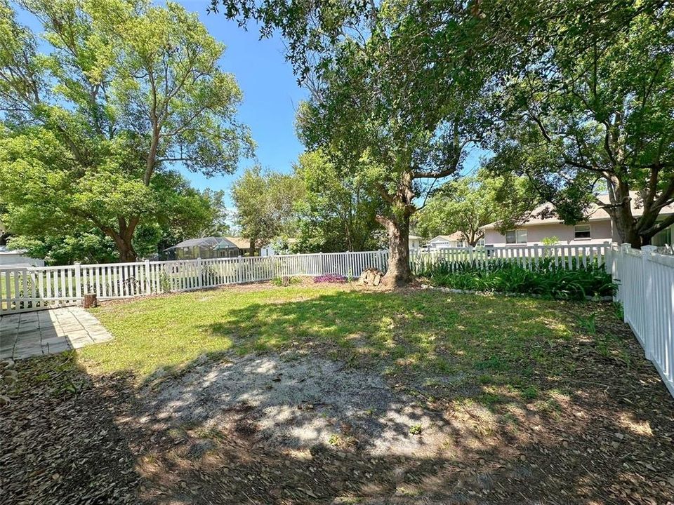 For Sale: $295,000 (3 beds, 2 baths, 1538 Square Feet)