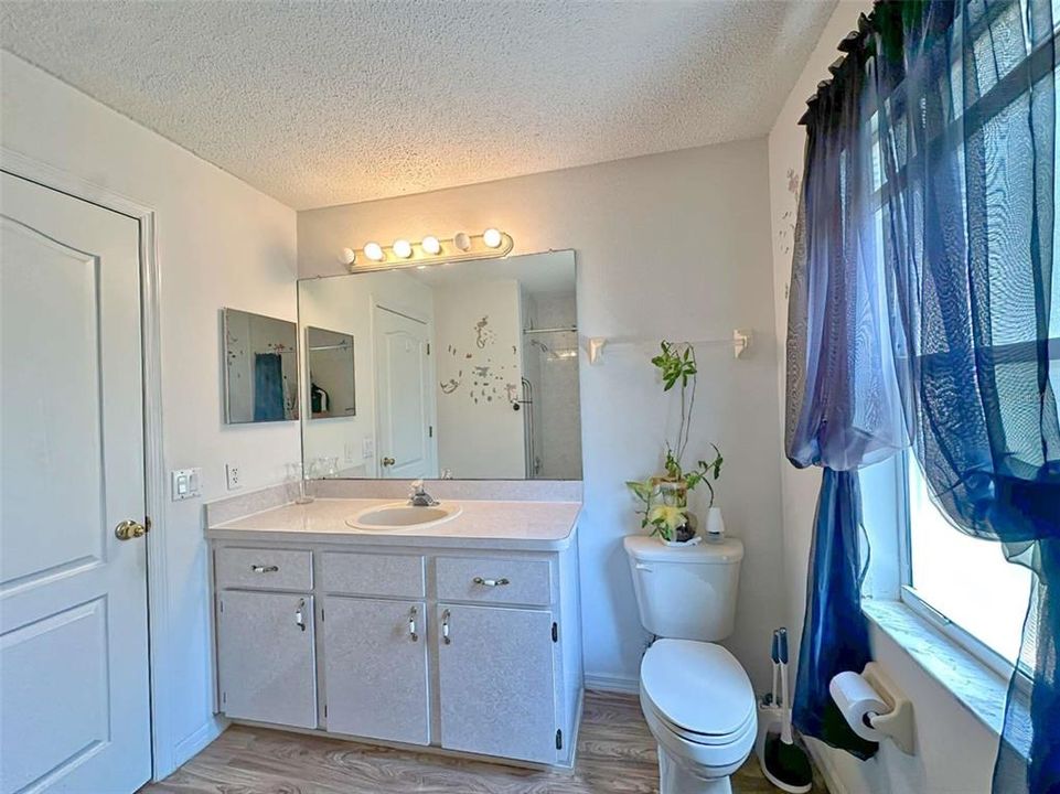 For Sale: $295,000 (3 beds, 2 baths, 1538 Square Feet)