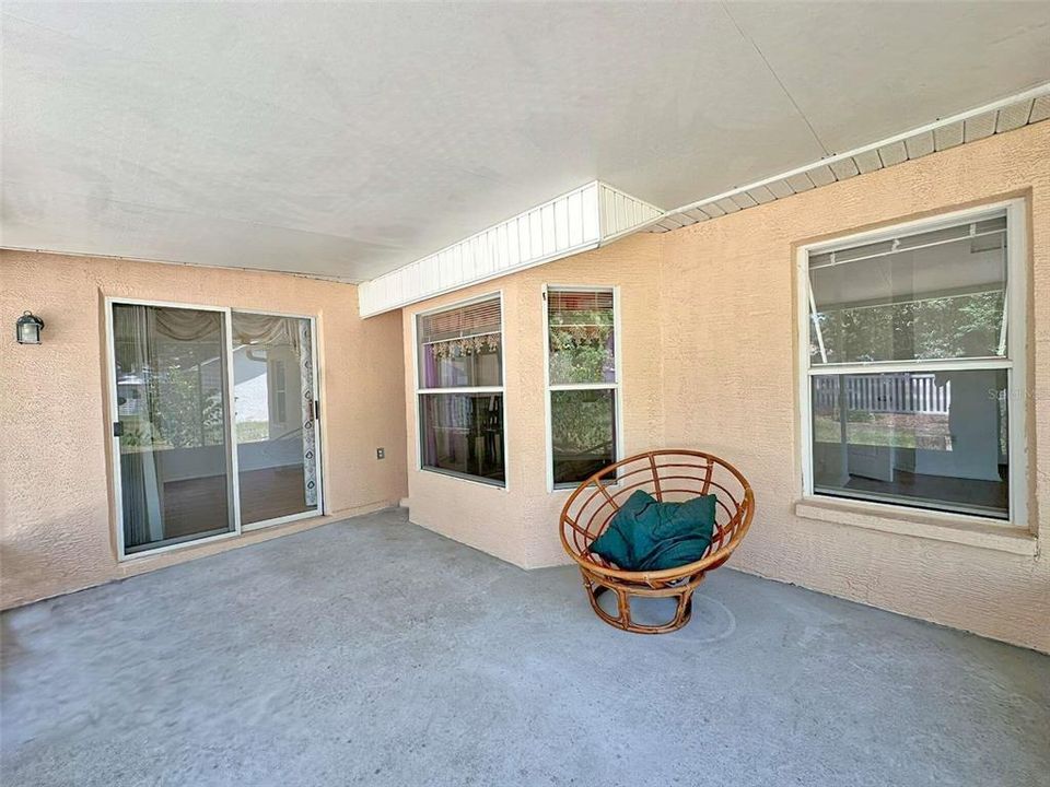 For Sale: $295,000 (3 beds, 2 baths, 1538 Square Feet)