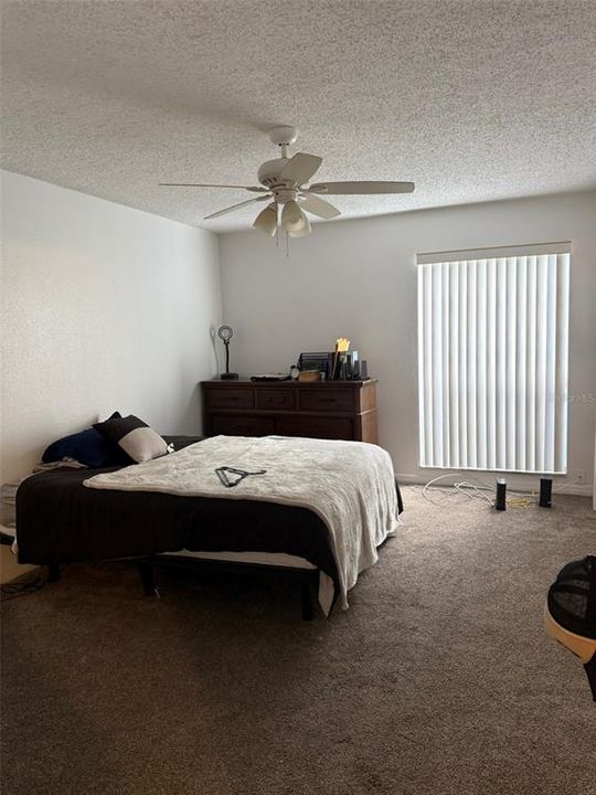 For Sale: $107,000 (1 beds, 1 baths, 650 Square Feet)