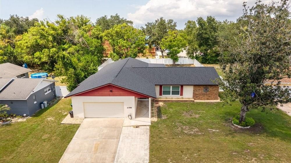 For Sale: $429,000 (5 beds, 2 baths, 2860 Square Feet)