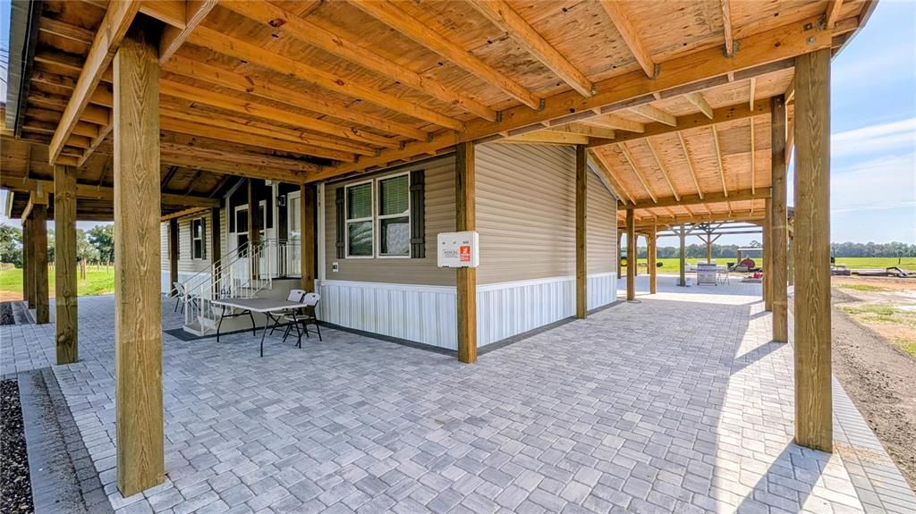 For Sale: $1,650,000 (3 beds, 2 baths, 1640 Square Feet)