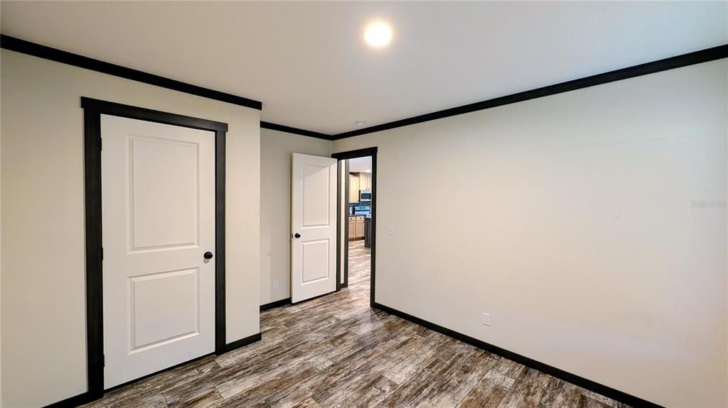 For Sale: $1,650,000 (3 beds, 2 baths, 1640 Square Feet)