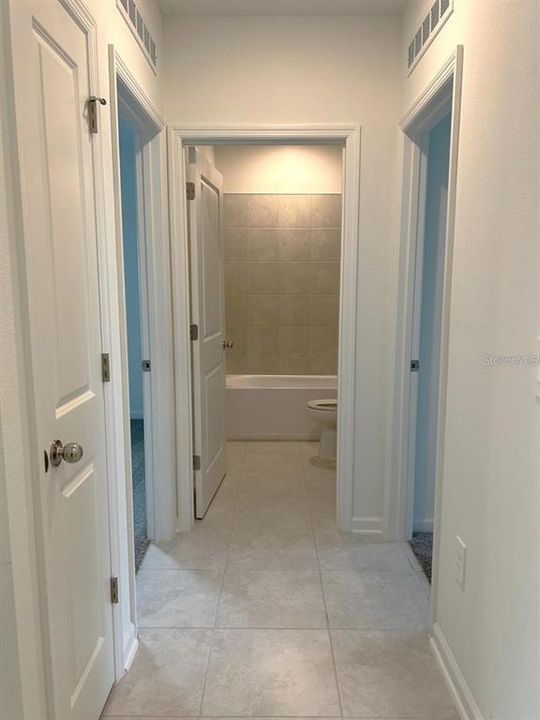 For Rent: $1,850 (3 beds, 2 baths, 1555 Square Feet)