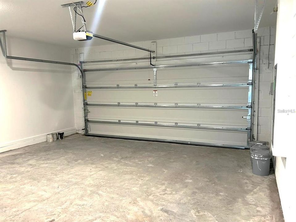 For Rent: $1,850 (3 beds, 2 baths, 1555 Square Feet)
