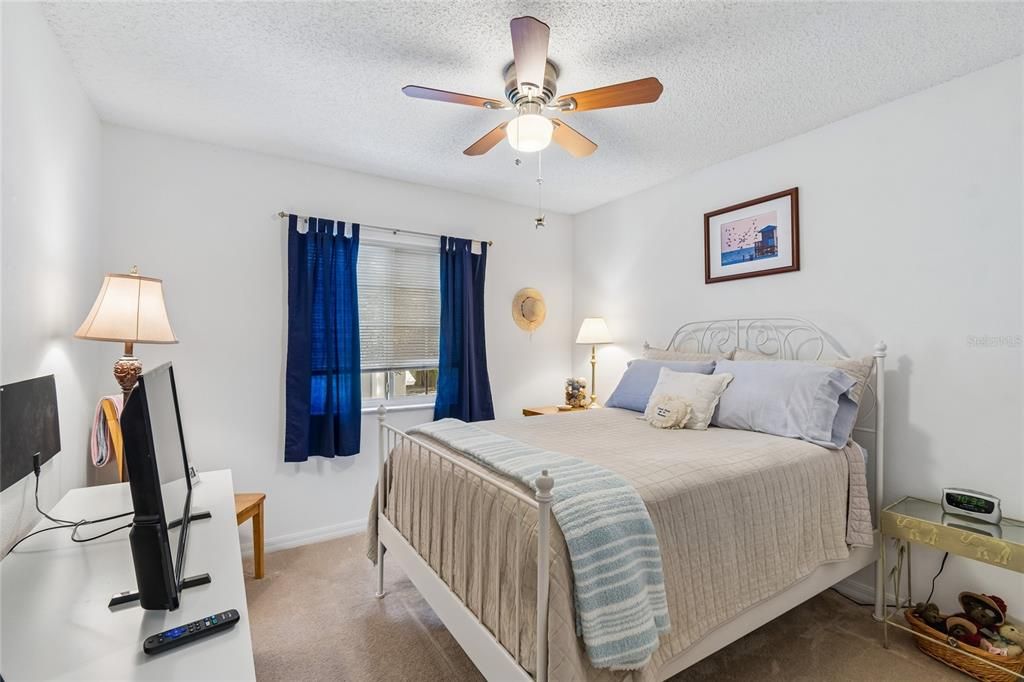For Sale: $225,000 (3 beds, 2 baths, 1364 Square Feet)