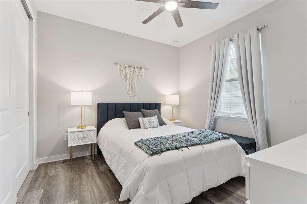 For Sale: $598,900 (4 beds, 2 baths, 1938 Square Feet)