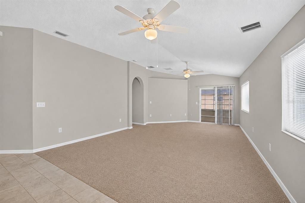 For Sale: $300,000 (3 beds, 2 baths, 1463 Square Feet)