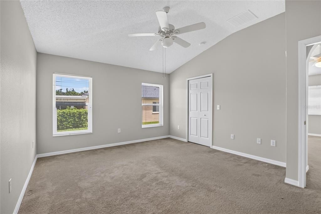 For Sale: $300,000 (3 beds, 2 baths, 1463 Square Feet)