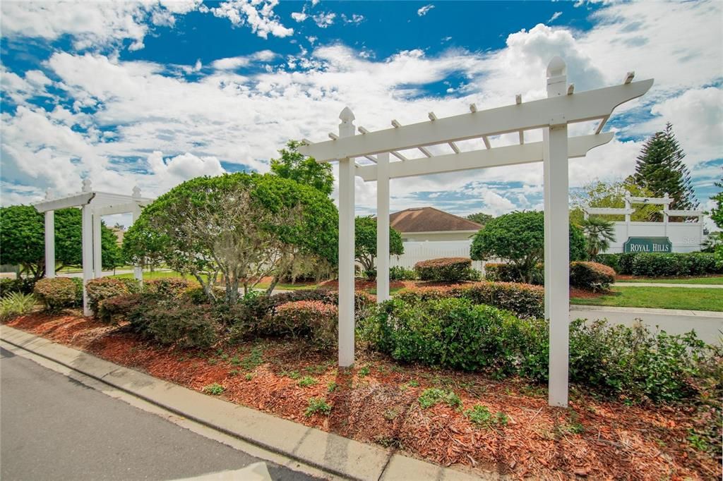 For Sale: $300,000 (3 beds, 2 baths, 1463 Square Feet)