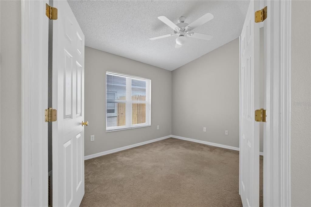 For Sale: $300,000 (3 beds, 2 baths, 1463 Square Feet)